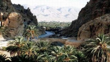 القنطرة.. موقع فريد وتاريخ عريق