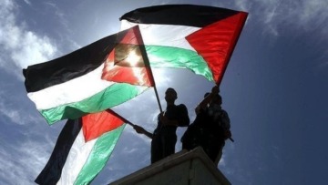 الجبهة الشعبية: تسارع وتيرة الاعتراف بدولة فلسطين ثمرة لصمود شعبنا وتضحياته
