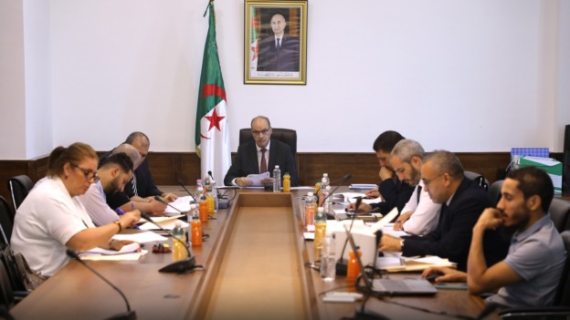 حج 2026: اجتماع لجنة دراسة الطعون المقدمة من طرف وكالات السياحة والأسفارغير المؤهلة