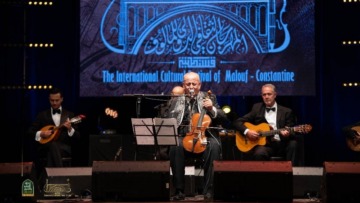 سحر الموسيقى التركية يلقي بظلاله في ثالث سهرة 