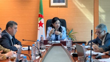 وزارة التجارة تعول على جيل جديد من التجار لفتح الطريق نحو سوق رقمية منظمة