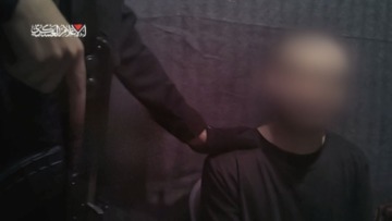 إثر تكثيف الاحتلال عدوانه على غزة …القسّام: فقدنا الاتصال مع أسيرين..