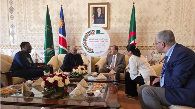 رزيق يستقبل نائبة رئيسة جمهورية ناميبيا