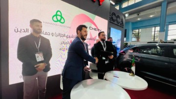 مؤسسات جزائرية توقع عقودا في الصناعات الميكانيكية