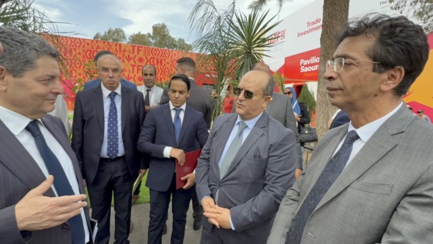الوزير الأول بالنيابة يقف على آخر التحضيرات بقصر المعارض الصنوبر البحري
