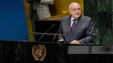ردٌّ يناسب الإنقلابيين