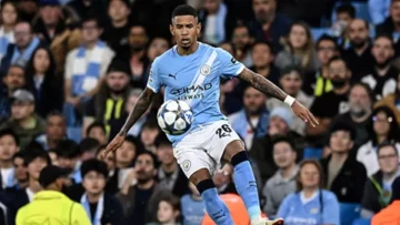 سافينيو يجدد تعاقده مع مانشستر سيتي