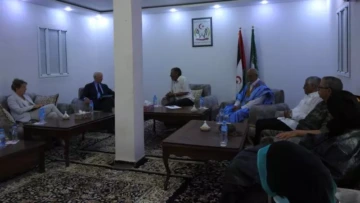 القيادة الصحراوية تبلغ دي ميستورا بموقفها المبني على أساس واحد وهو تمكين الشعب الصحراوي من تقرير مصيره