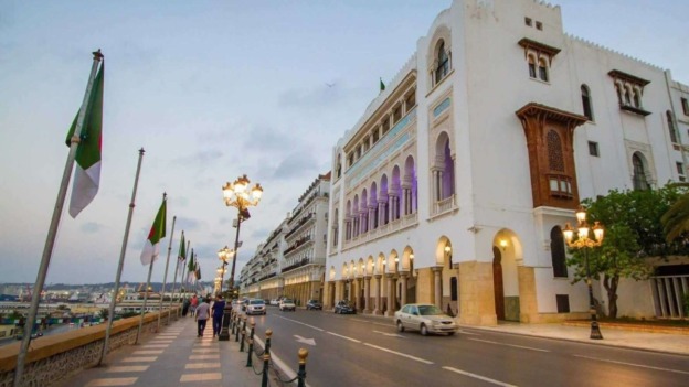 صدور المرسوم الرئاسي المتضمن التنظيم الإداري لولاية الجزائر في الجريدة الرسمية