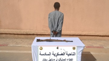 الجيش الوطني الشعبي: ارهابي يسلم نفسه للسلطات العسكرية ببرج باجي مختار