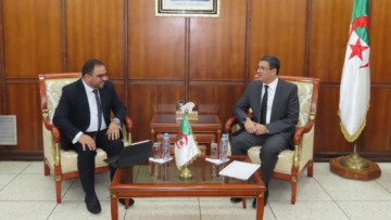 آيت مسعودان يستقبل المدير الإقليمي للمركز الإفريقي لمكافحة الأمراض والوقاية منها لمنطقة شمال إفريقيا