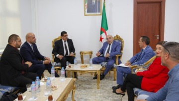 شركة “كايزماد” الأردنية تبدي استعدادها لنقل خبرتها إلى الجزائر
