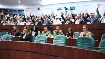 المصادقة على مشروعي قانوني إحداث أوسمة العسكرية