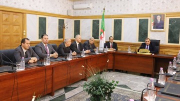 وزير العدل يشرف على مراسم تنصيب المدير العام الجديد للديوان المركزي لقمع الفساد