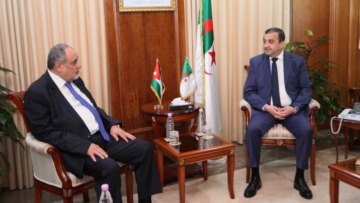 عرقاب يستقبل الأمين العام للاتحاد العام لنقابات عمال الأردن