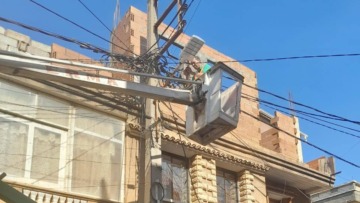 تحديث الإنارة العمومية بحي زواوي بالكاليتوس