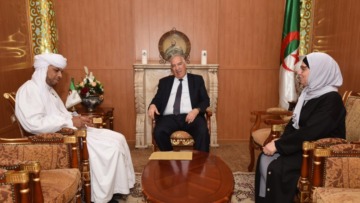 وزير المجاهدين يستقبل عددا من نواب البرلمان