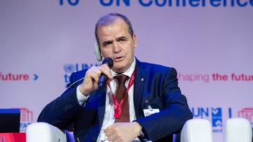 رزيق يبرز من جنيف موقع الجزائر كحلقة وصل بين أوروبا وإفريقيا في مجال سلاسل الإمداد والتوريد