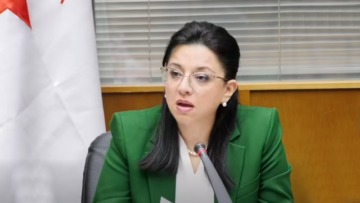 عبد اللطيف تعرض ميزانية التجارة الداخلية أمام اللجنة المختصة بالمجلس الشعبي الوطني