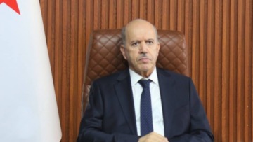 سايحي يشدد على تسريع التحول الرقمي وتبسيط الإجراءات لتحسين الخدمات الاجتماعية