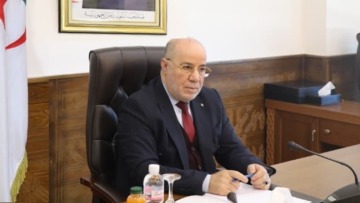 بلمهدي يشرف على تنصيب لجنة متابعة موسم الحج لسنة 2026