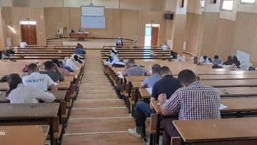 جامعة التكوين المتواصل تسجل مشاركة واسعة في امتحانات المسابقات المهنية