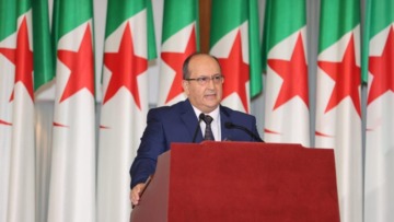 الوزير الأول: المجلس الوطني الاقتصادي والاجتماعي والبيئي مدعو لتقديم مقترحات عملية لإثراء السياسات العمومية