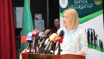 حملاوي تدعو الجمعيات إلى تكثيف العمل التحسيسي وتشجيع المبادرات الرامية الى التصدي للآفات الإجتماعية