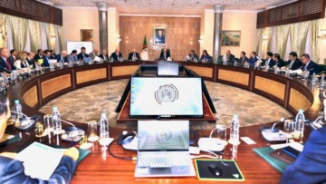 رئيس الجمهورية في صف المتعاملين الاقتصاديين الوطنيين ويدعمهم