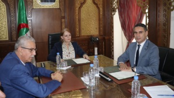 تنصيب الرئيس الجديد لديوان وزارة السياحة والصناعة التقليدية