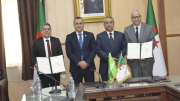 سعداوي يوقّع اتفاقيتي تعاون مع “موبيليس” و”جازي” لفائدة مستخدمي قطاع التربية