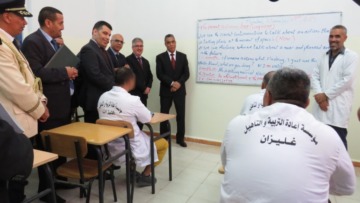 أزيد من 2600 محبوس مسجلين للدراسة عن بعد في الليسانس والماستر عبر الوطن
