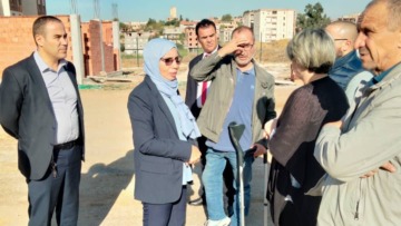 تنصيب اقسام جاهزة مؤقتة إلى حين استكمال منشأة تربوية بأولاد موسى