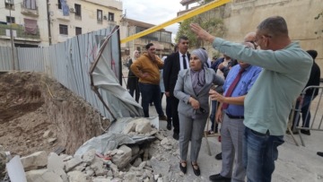الوقوف على اشغال التخلص من الخطر بعد انهيار جزئي لبناية بحسين داي