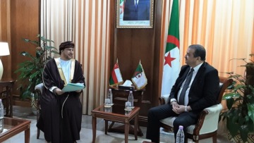 عرقاب يبحث فرص استثمارات عمانية جديدة في المناجم والحقول الجزائرية