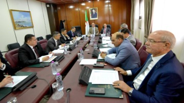 لجنة الشؤون القانونية تستمع لممثلي النقابة الوطنية للقضاة حول مشروع القانون العضوي المتضمن القانون الأساسي للقضاء