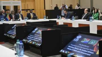ممثلا لرئيس الجمهورية الوزير الأول يشارك بجنوب إفريقيا في أشغال قمة مجموعة الـ20