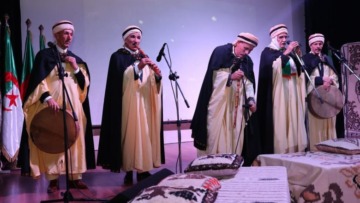 ثلاثة أيام في حضن اللحن الأصيل والكلمة الصادقة