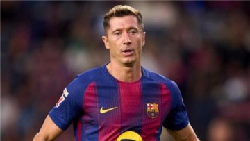 رومانو: اعتزال ليفاندوفسكي ليس واردًا حاليًا