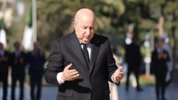 رئيس الجمهورية يعزي في رحيل المجاهد العلامة سي الحاج محند الطيب