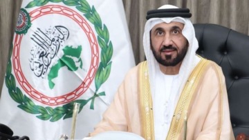 رئيس البرلمان العربي يهنئ الجزائر