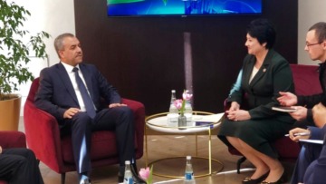 السيد سعداوي يلتقي بسمرقند وزيرة التعليم لجمهورية أوزبكستان