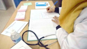 إلغاء عزل الموظفين بسبب شهادة طبية غير مصادق عليها
