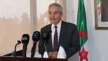 الإمضاء على الاتفاقية بين المجلس الأعلى للغة العربية ووزارة الاتصال يهدف للارتقاء بالأداء اللغوي