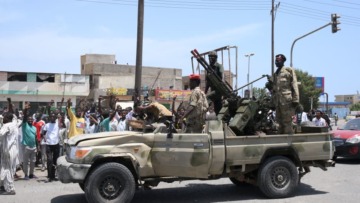 السودان يودع عاما ويستقبل آخر بأمل في وقف النار