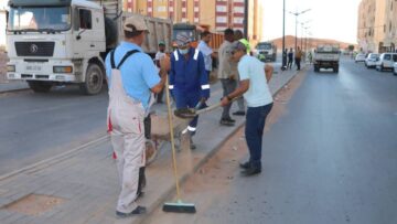 ورقلة.. تدخلات ميدانية لإزالة الانسدادات وتنظيف البالوعات