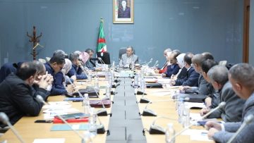 وهران.. دراسة شاملة لوضعية 10 مشاريع صناعية جديدة