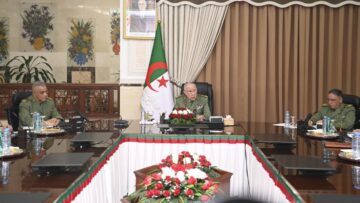 الفريق أول شنقريحة يشرف على تنصيب العميد عباس إبراهيم مديرا مركزيا لأمن الجيش