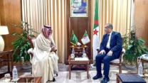 عجال يلتقي السفير السعودي بالجزائر