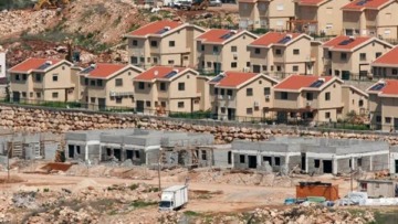 حماس: مصادقة الاحتلال على بناء مستوطنات جديدة بالضفة تكرس سياسة الضم